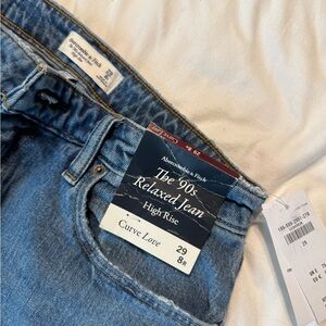 Abercrombie & Fitch “The 90’s Relaxed Jean” High Rise
